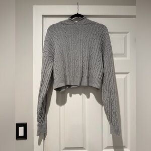Auth.✅ ALO Yoga Bliss Knit Crop Hoodie in “Athletic Heather Grey” Size M/L🩶